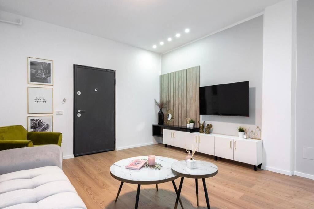 Old Town Bucharest Apartment Poiana 7 Exterior photo